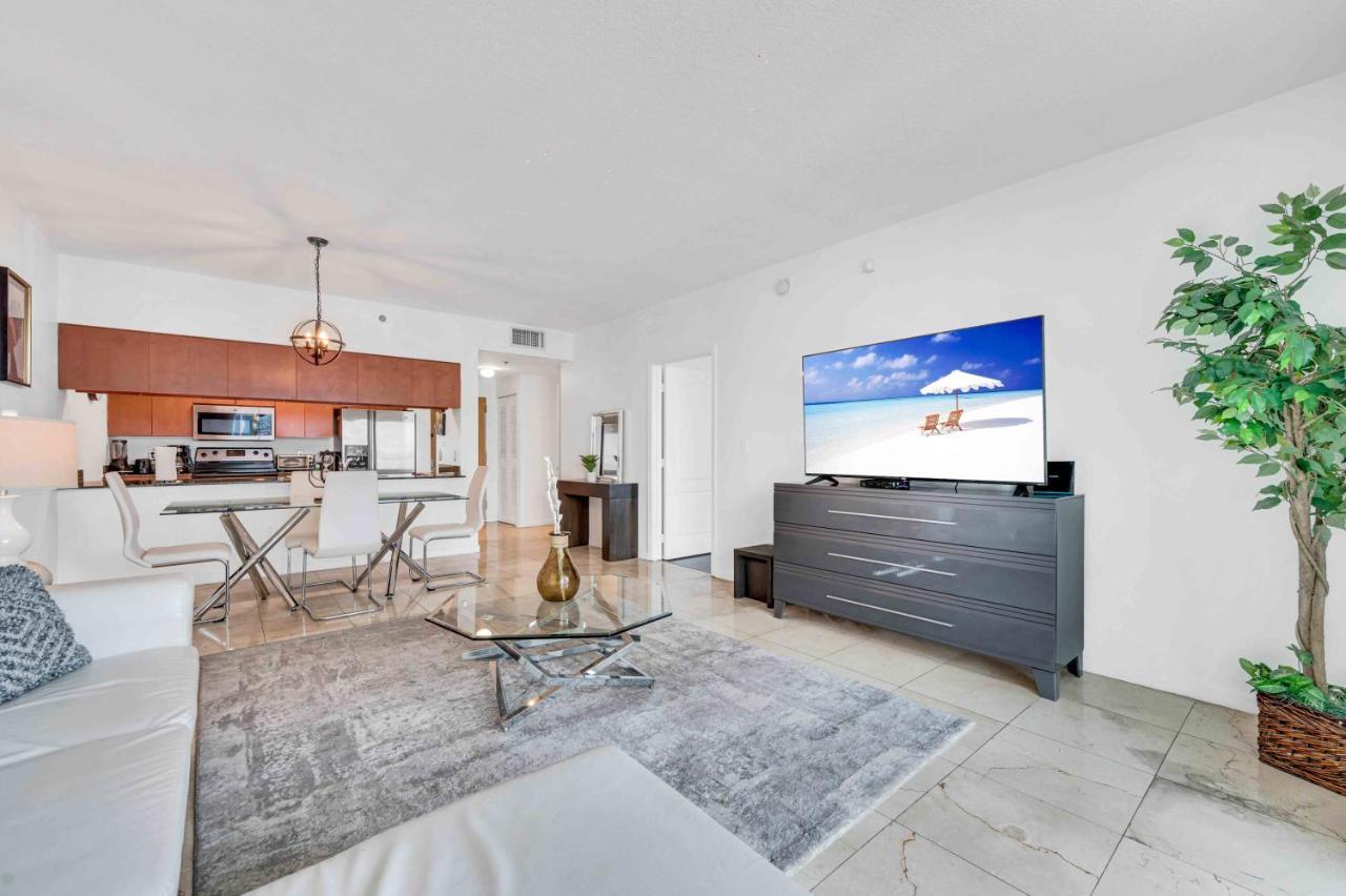Modern 1 Bed In The Heart Of Brickell With Free Parking Apartment Miami