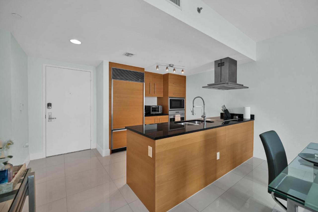 Perfect One Bedroom At Icon Brickell Amazing Views Apartment *