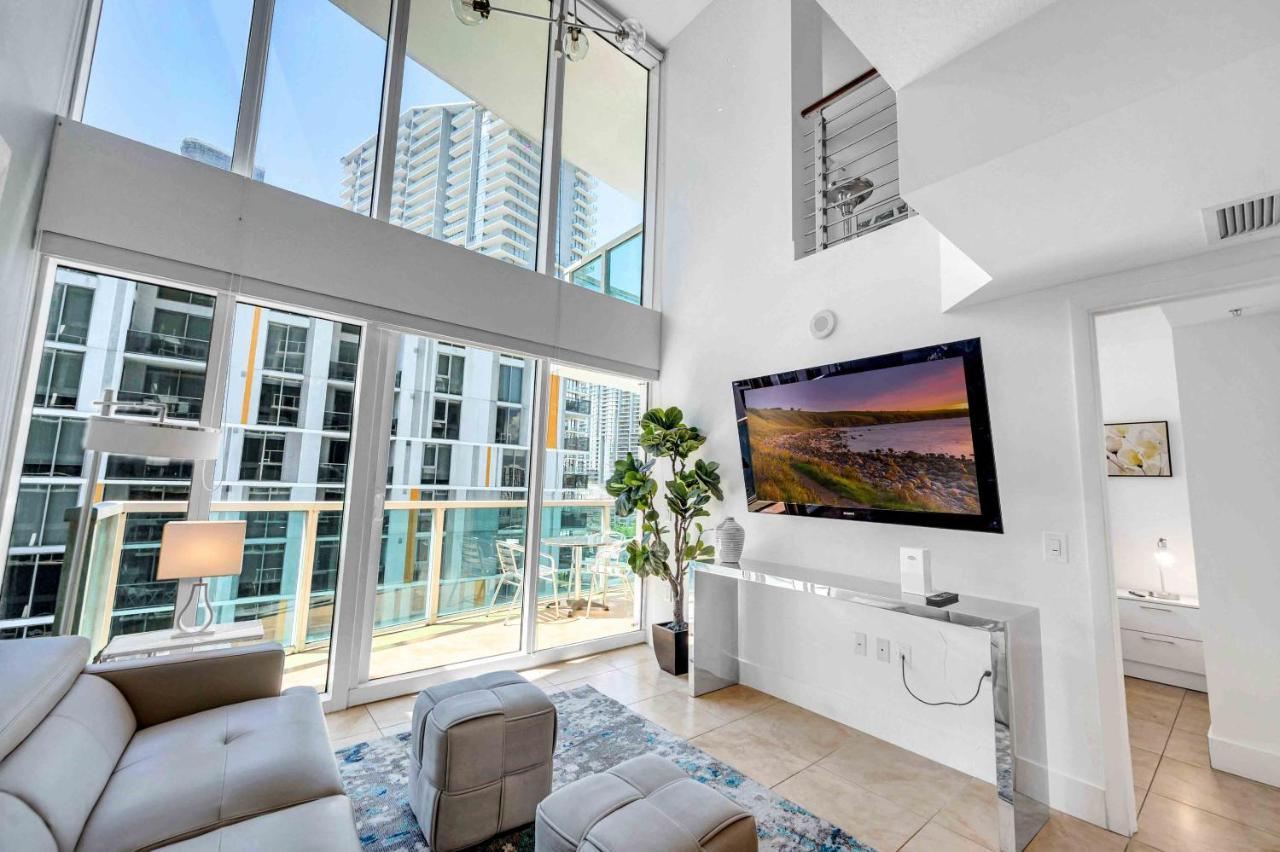 Apartment *spacious 2br Loft Brickell W/stunning Views* Miami