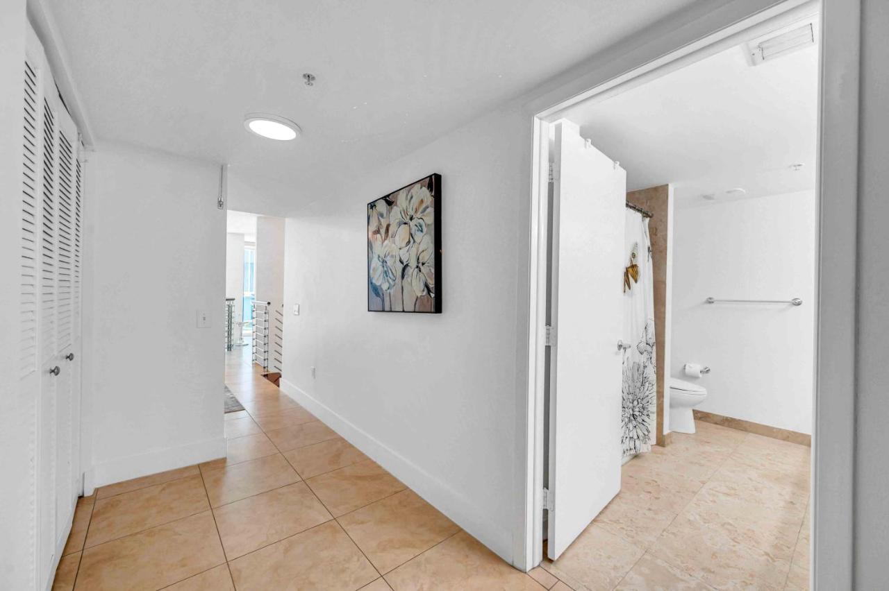 *spacious 2br Loft Brickell W/stunning Views* *