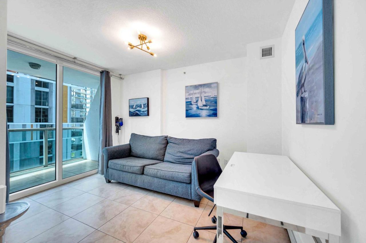 *spacious 2br Loft Brickell W/stunning Views*