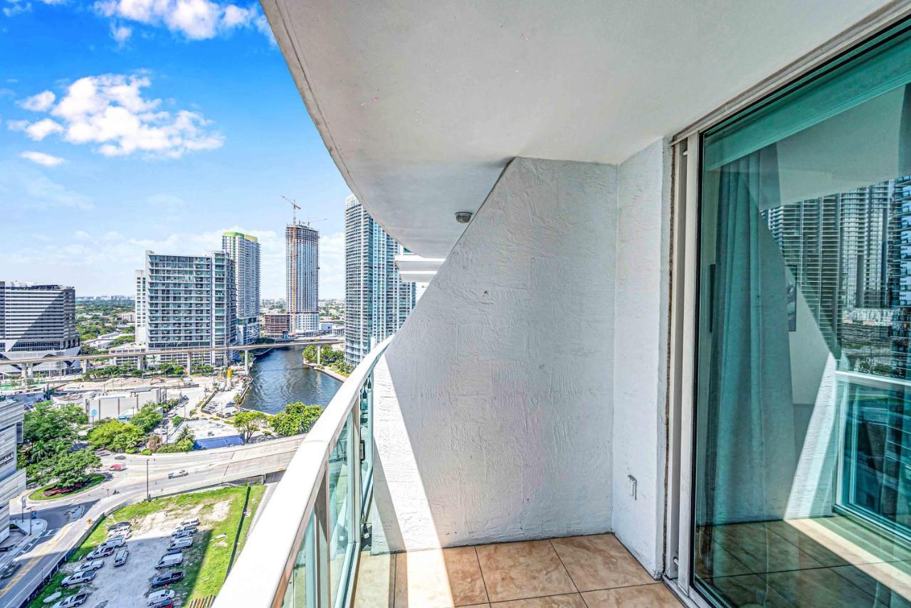 *spacious 2br Loft Brickell W/stunning Views* * Miami