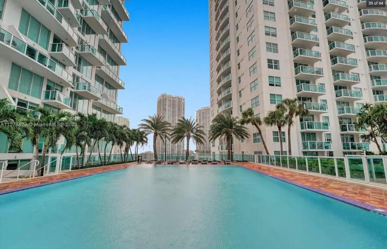 *spacious 2br Loft Brickell W/stunning Views* * Miami