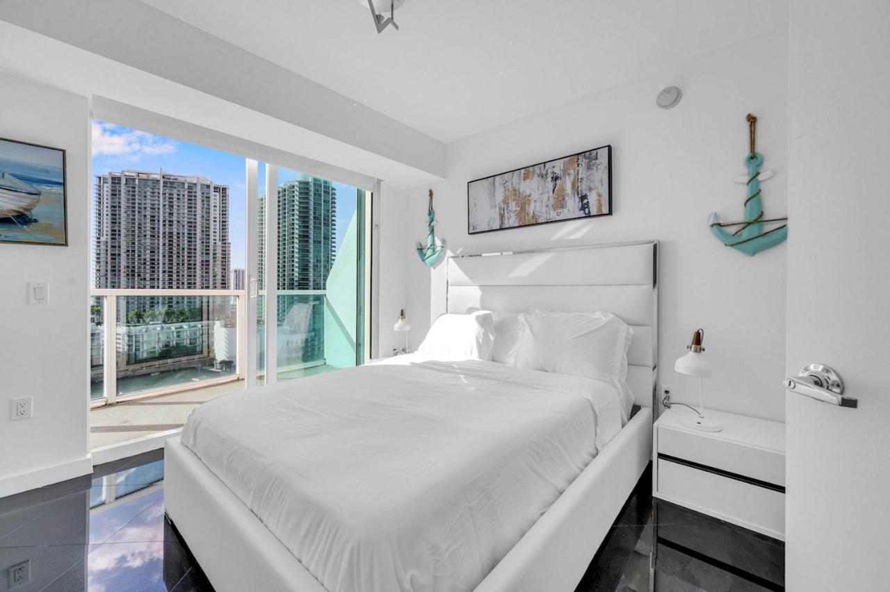 Iconic 2 Bedroom Loft Brickell-stunning Views Apartamento *