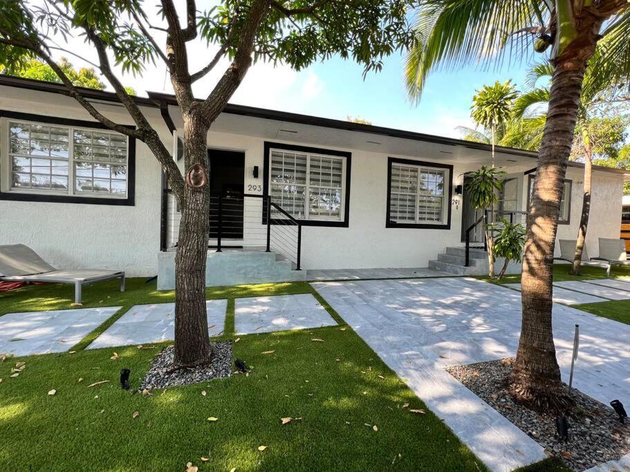 Stylish 2/1 Centrally Located! *