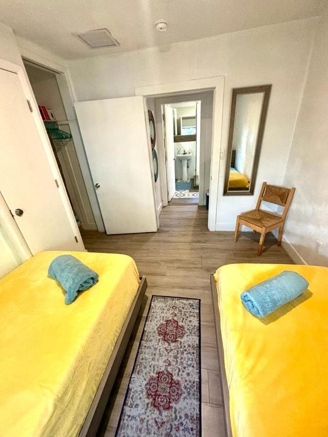 Vibes 2 Bedrooms House Apartment