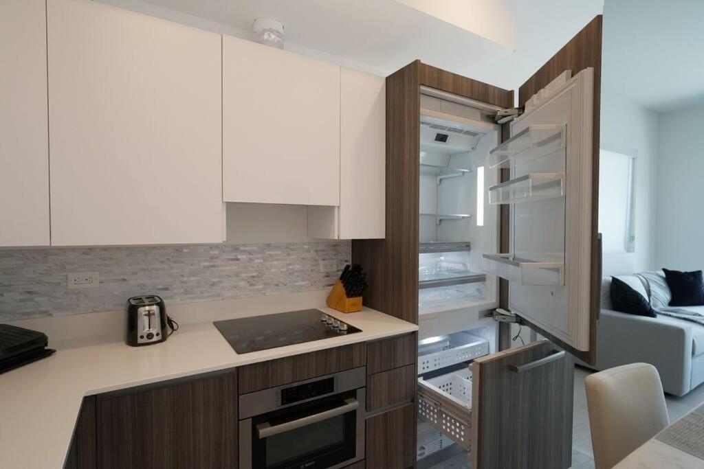 Apartment Brand New In Brickell With Parking Miami