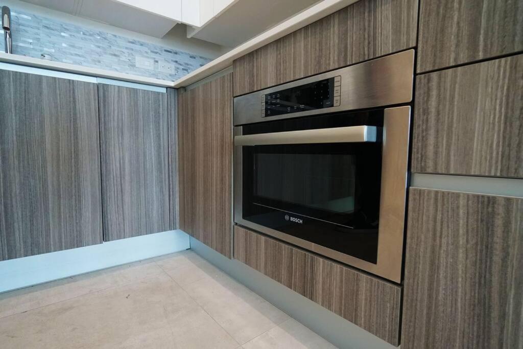 Apartment Brand New In Brickell With Parking Miami