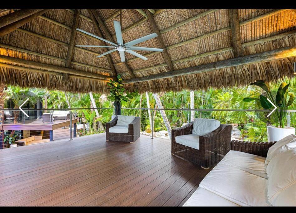 Tropical Oasis *