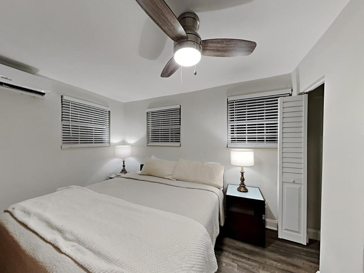 Holiday home Townhouse With Patio, Gazebo, Free Parking, Centrally Located Miami