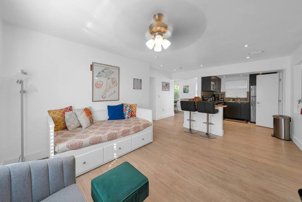 Holiday home Biscayne Shore #2 - 3 2 - Charming And Tropical