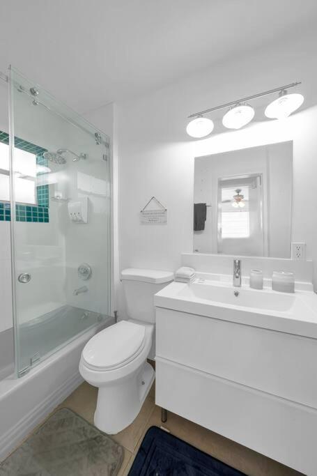 Biscayne Shore #2 - 3 2 - Charming And Tropical Holiday home *