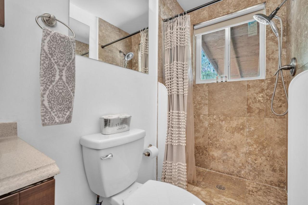 Holiday home Casa Santorini - Chic 4 2 Near Grove & Brickell *