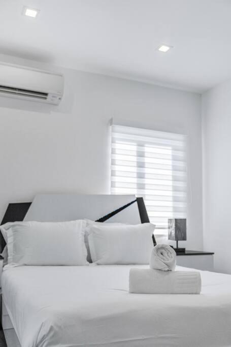Homey Near The Airport And Water Park Holiday home *