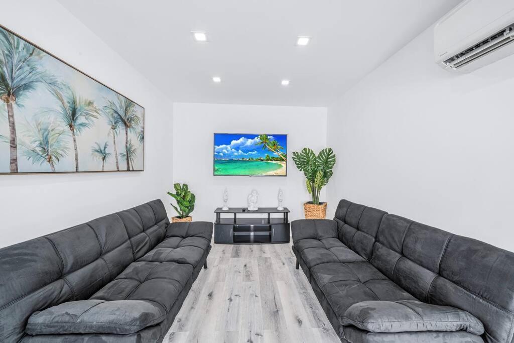 Homey Near The Airport And Water Park Holiday home Miami