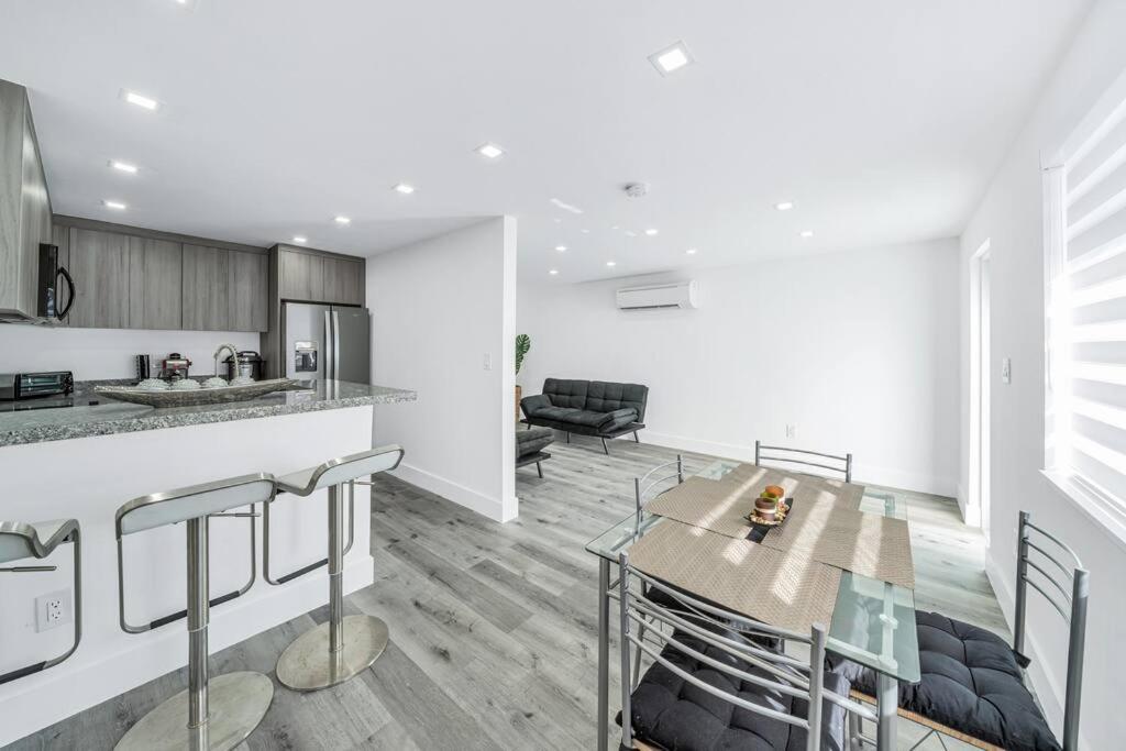 Homey Near The Airport And Water Park Holiday home *