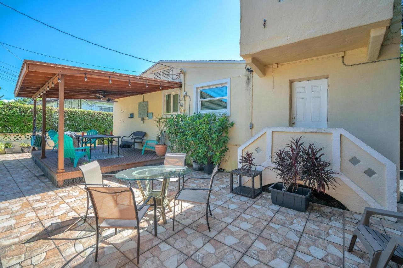 Casa Santorini - Chic 4 2 Near Grove & Brickell Holiday home Miami