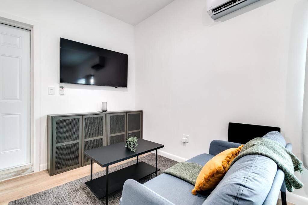 Coral Way In Quiet Area Fast Internet Shen 1 Apartment