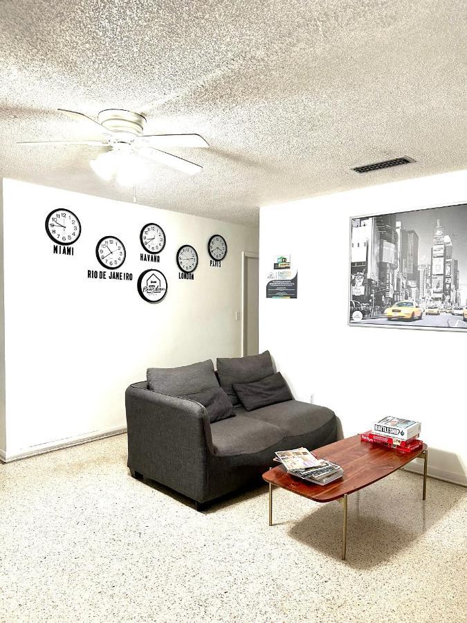 House 2 *