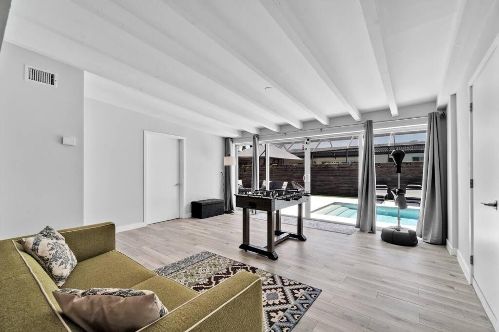 Spacious Modern 5br Heated Pool, 9mn To *