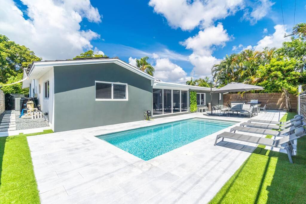 Spacious Modern 5br Heated Pool, 9mn To