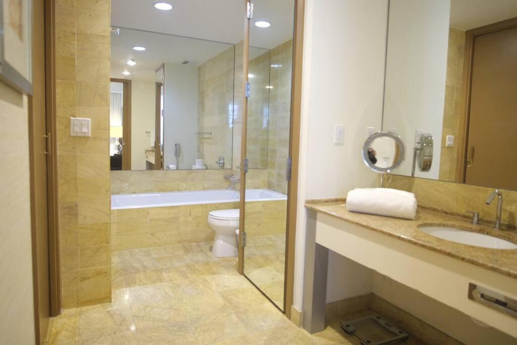 Brickell Free Parking 4 People Pool Ocean View