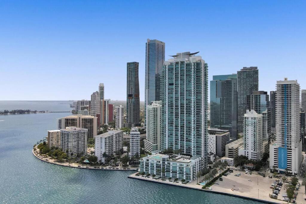 Superb Private Unit Perfectly Located In Brickell Miami