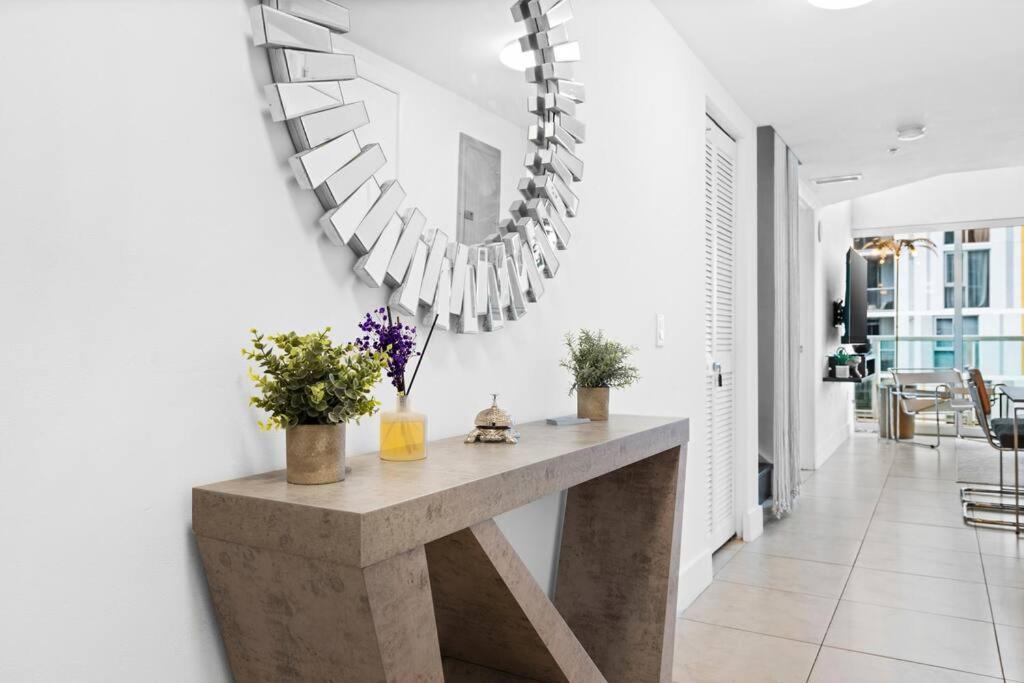 Stylish 3 Bed/2 Bath 2 Story Miami