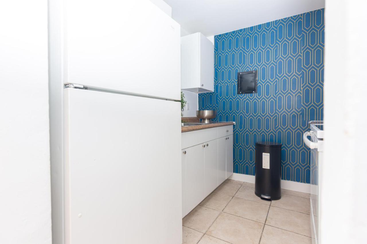 Apartment One Bedroom - With Parking & Balcony - Heart Of Wynwood