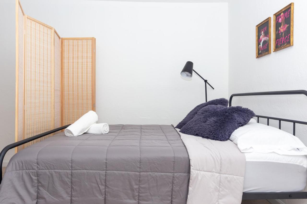 One Bedroom - With Parking & Balcony - Heart Of Wynwood Apartment *