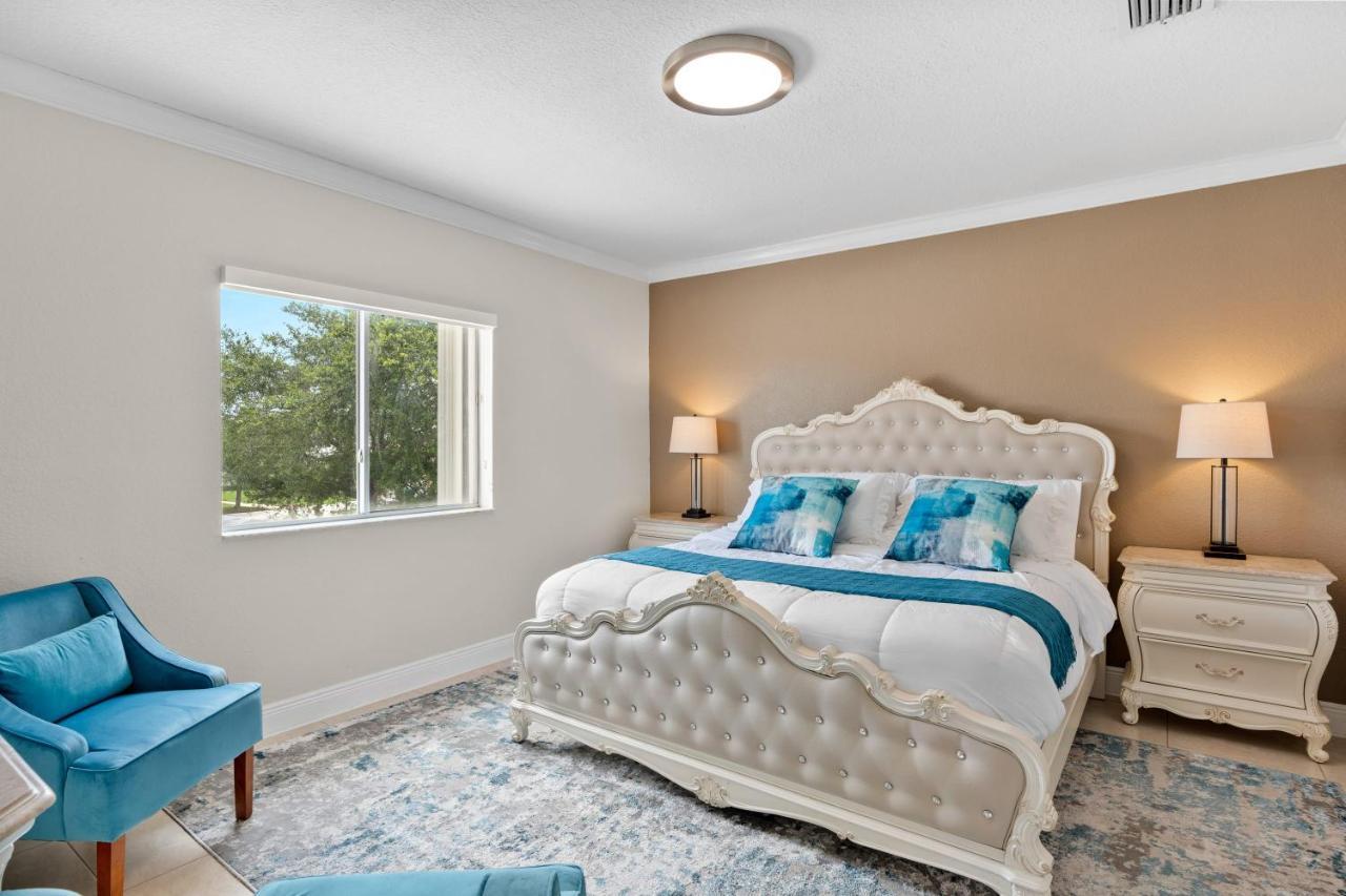 Villa Blanca 4bd Mega W Games Bbq And *