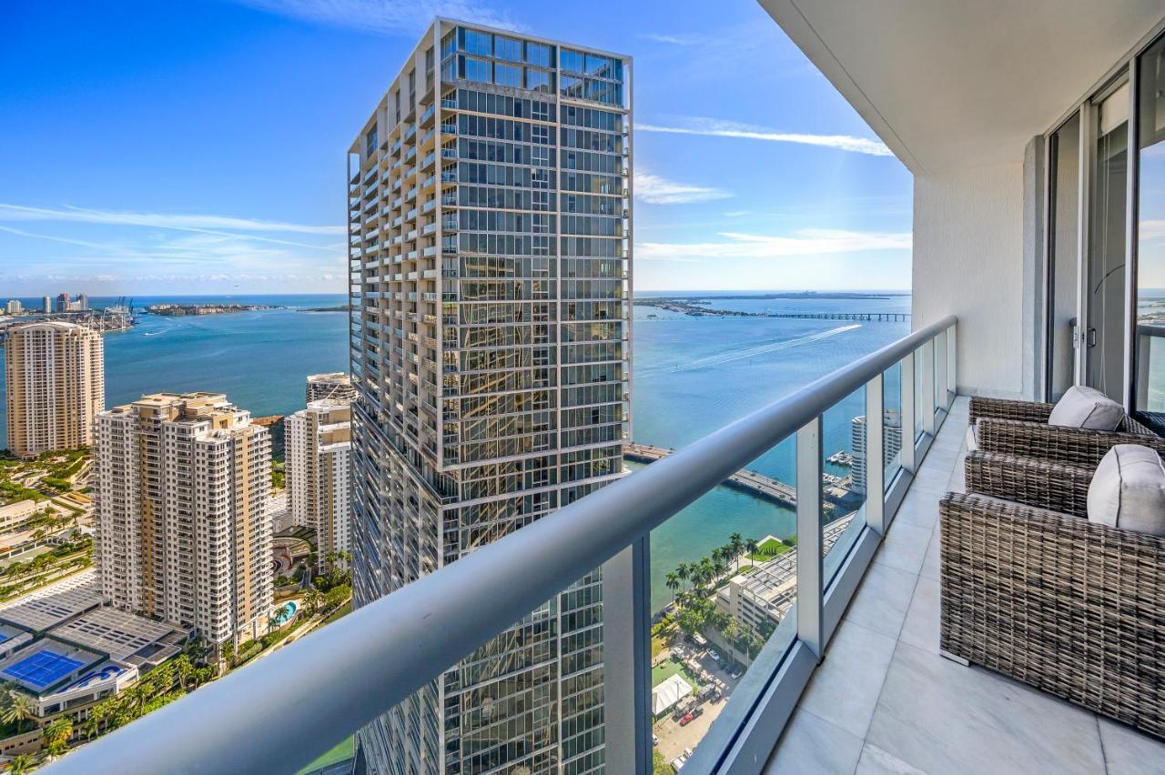 Icon Brickell • High Floor • Bay & Pool View Free Apartamento
