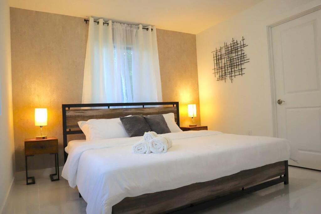 Villa Star Home-wynwood/airport/miami *