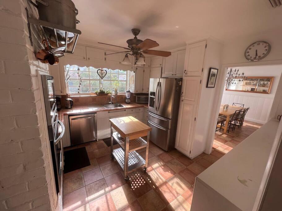 Rustica 5 Bedroom 3 Bath With Pool Next To River 1800 *