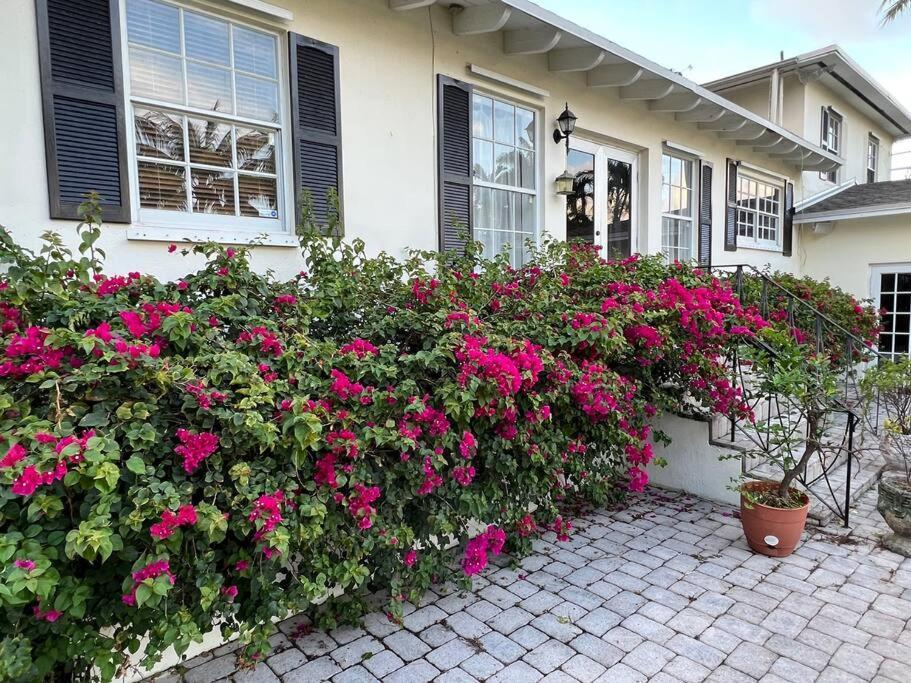 Rustica 5 Bedroom 3 Bath With Pool Next To River 1800 *