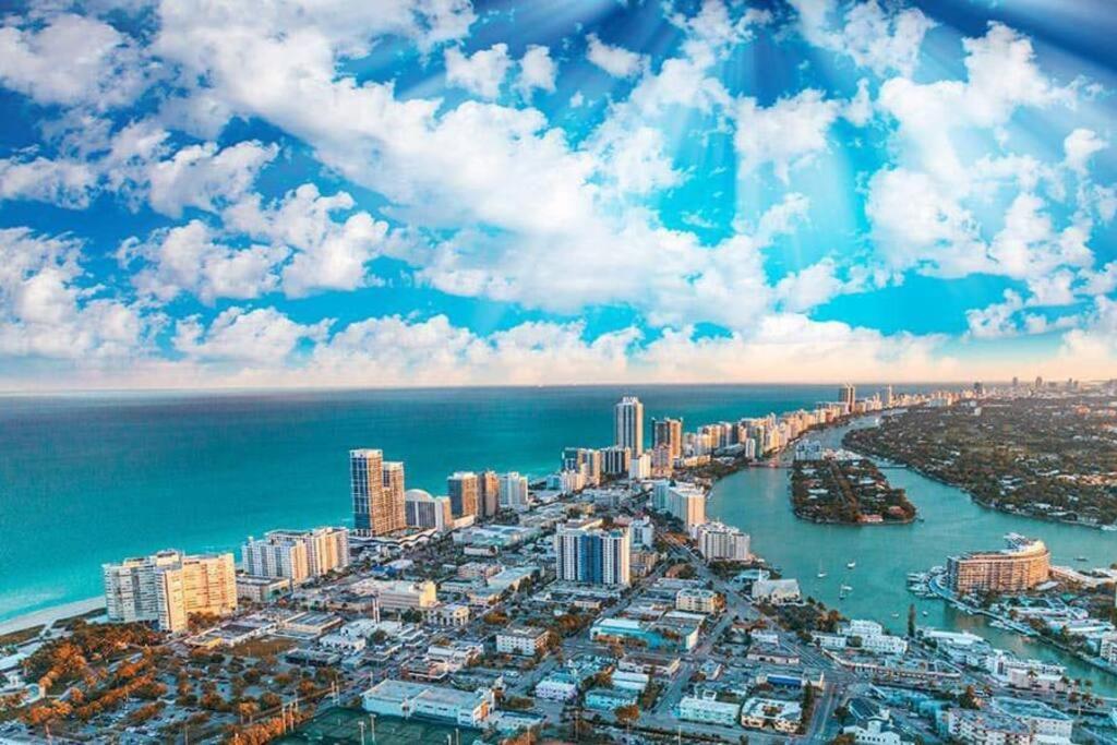 Amazing With Ocean View Heart Free Pool * Miami