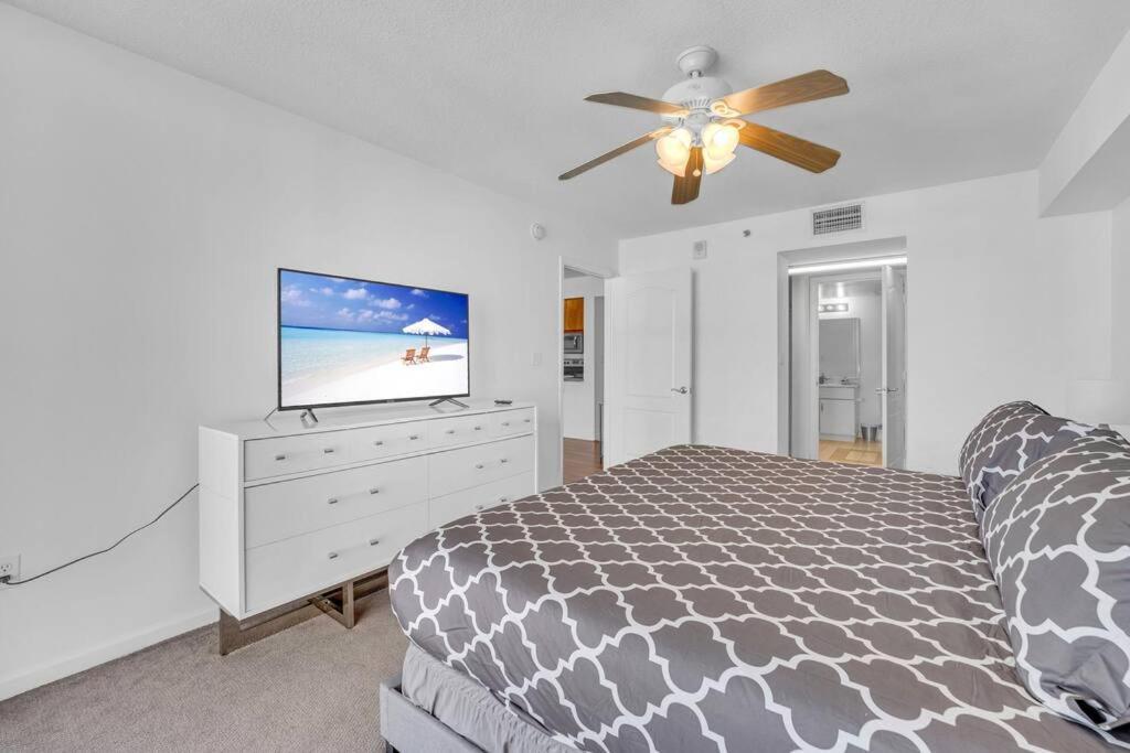 Unit •1 Bdr With Ocean And View•free Parking Apartment Miami