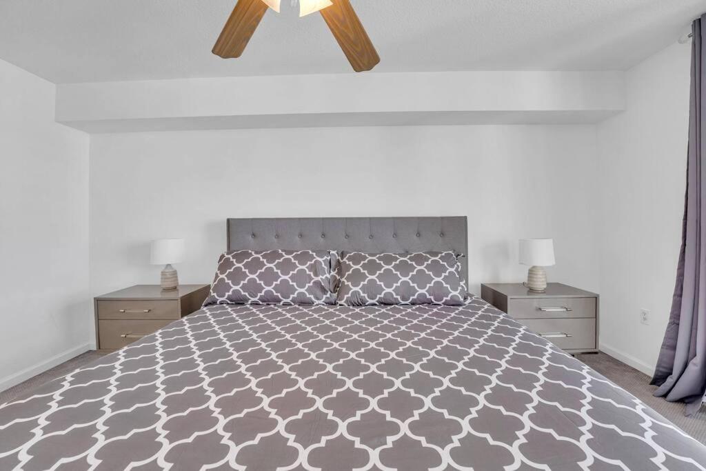 Unit •1 Bdr With Ocean And View•free Parking Apartment