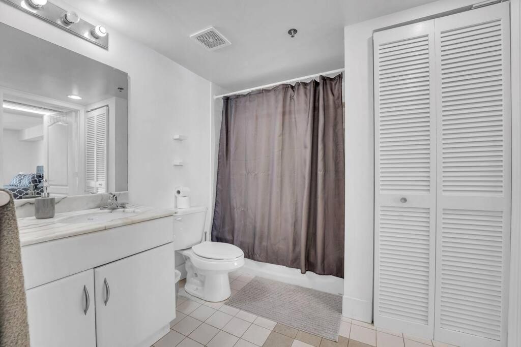 Unit •1 Bdr With Ocean And View•free Parking Apartment *