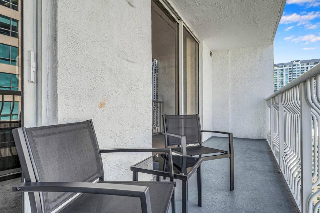 Unit •1 Bdr With Ocean And View•free Parking Apartment
