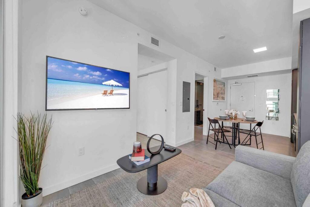 Breathtaking 1br In The Heart Apartment