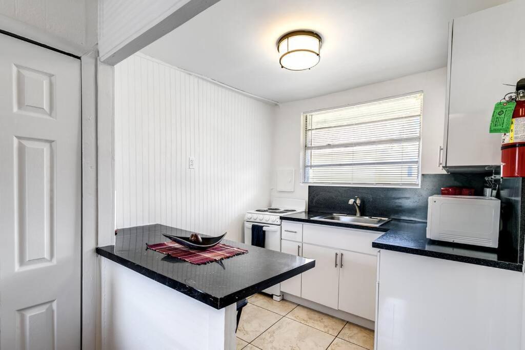 Apartment Inviting 1-br For 4 People V2 Miami