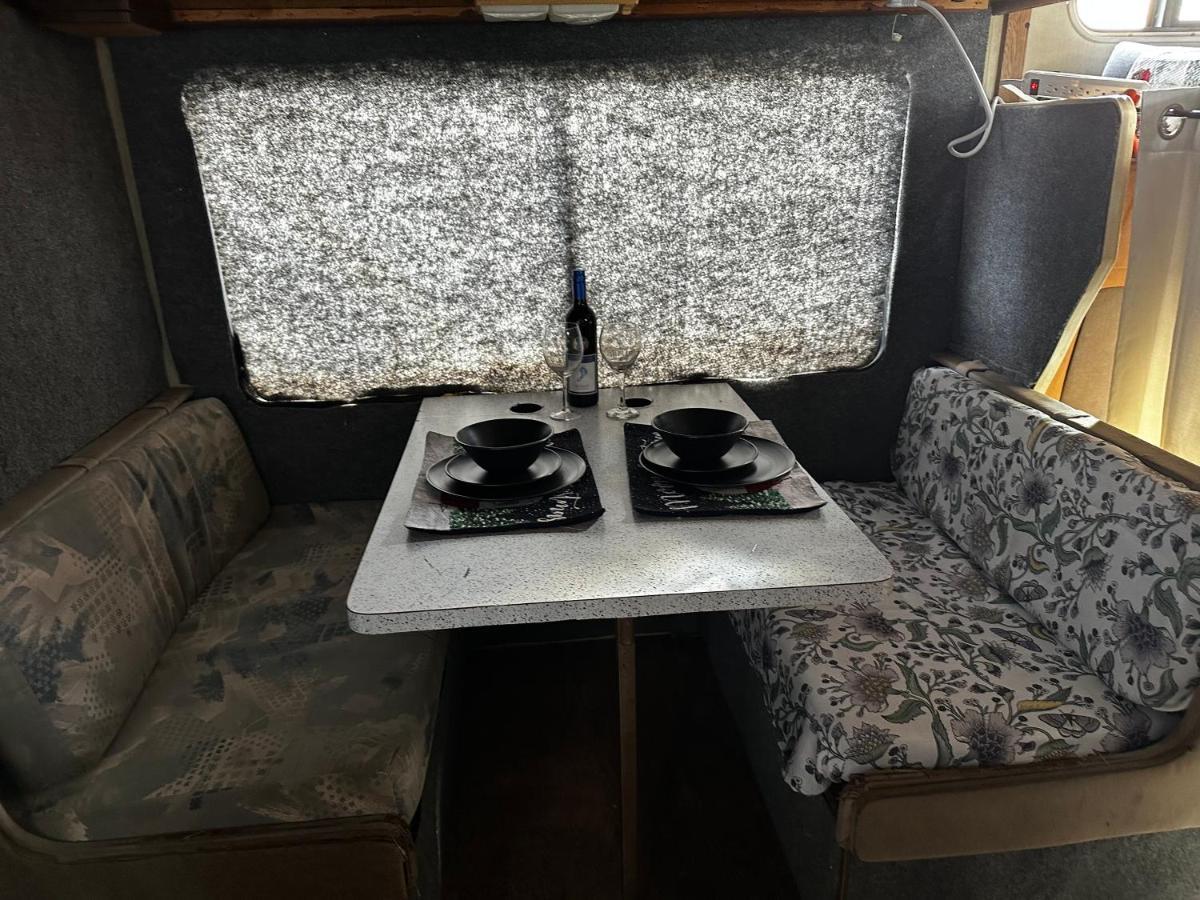 Tenda de luxo Studio Black Castle Rv