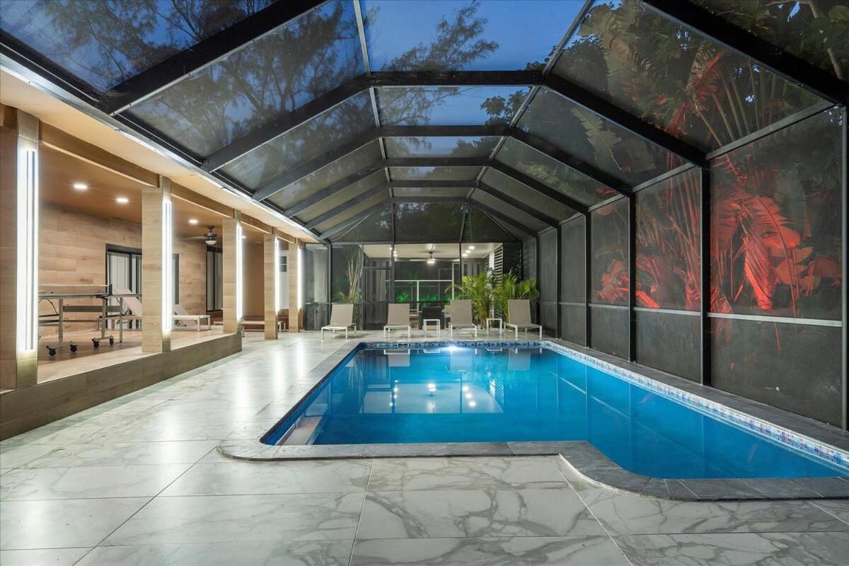 Villakobo Heated Pool Golf Tennis Crocodile Holiday home *