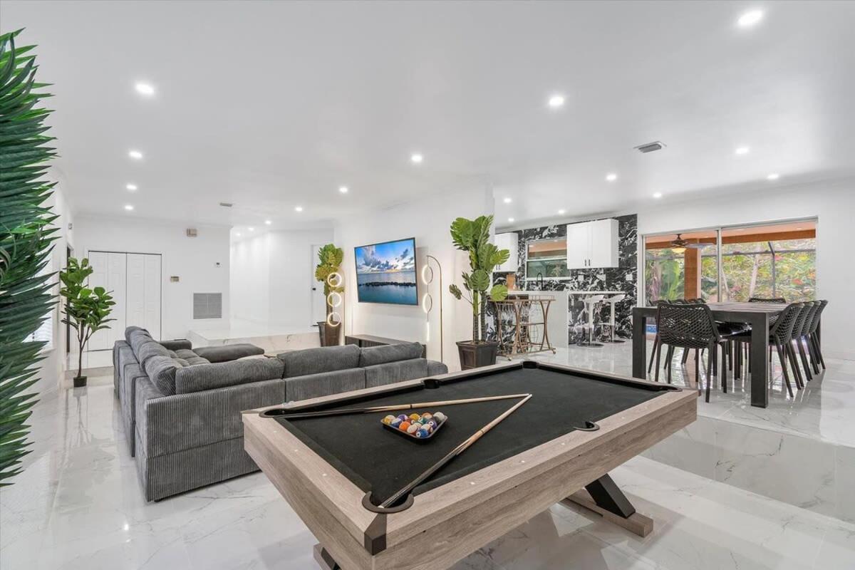 Villakobo Heated Pool Golf Tennis Crocodile Miami