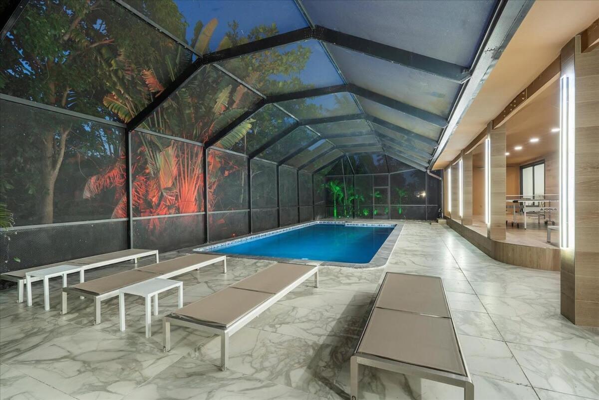 Villakobo Heated Pool Golf Tennis Crocodile Miami