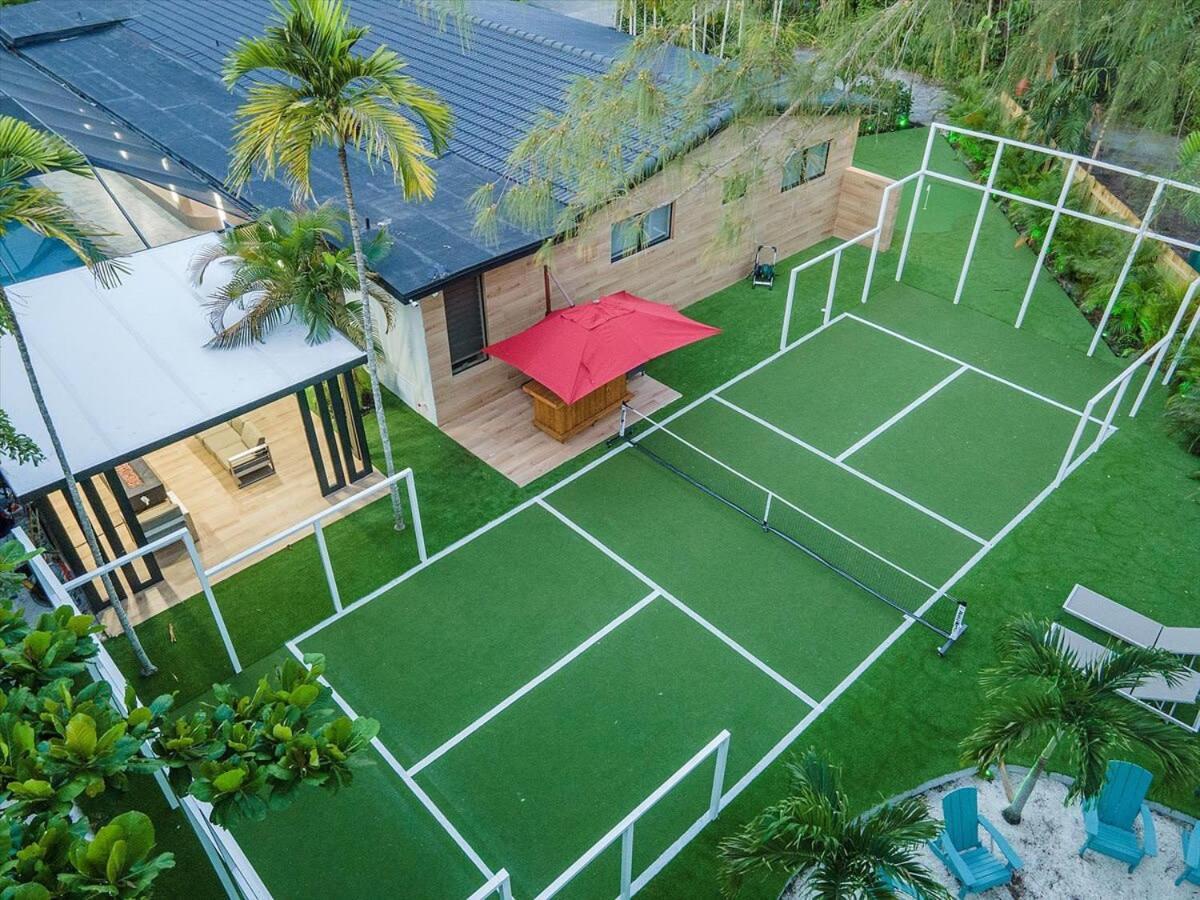 Villakobo Heated Pool Golf Tennis Crocodile *