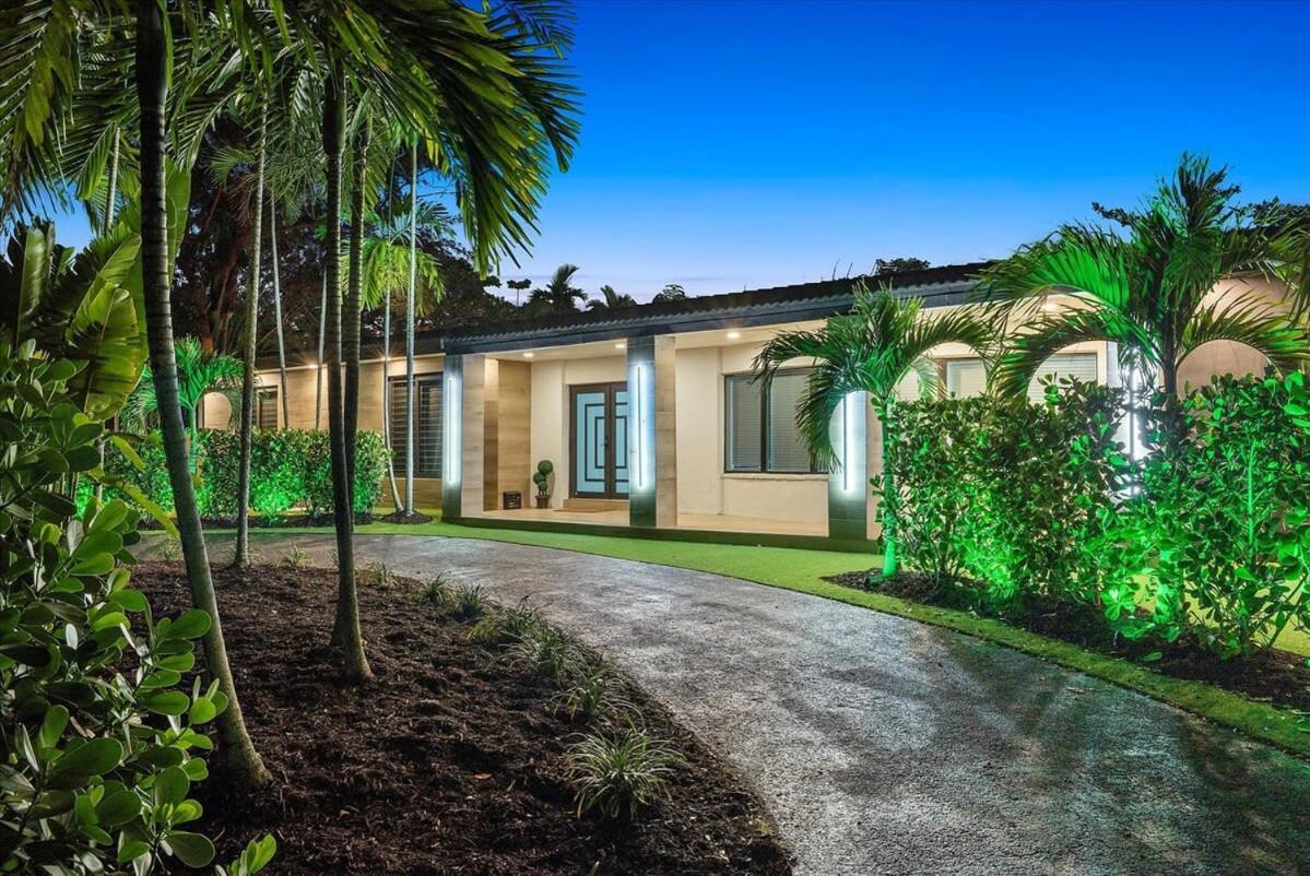Holiday home Villakobo Heated Pool Golf Tennis Crocodile Miami