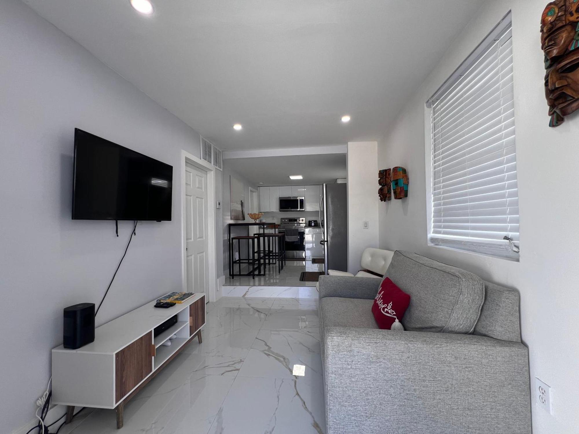 Charming Two Bedroom Apartment. Apartment Miami