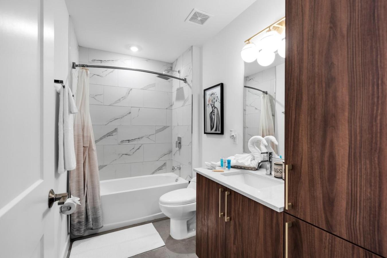 Magic Vibrant 2 Bedroom With Free Parking * Miami